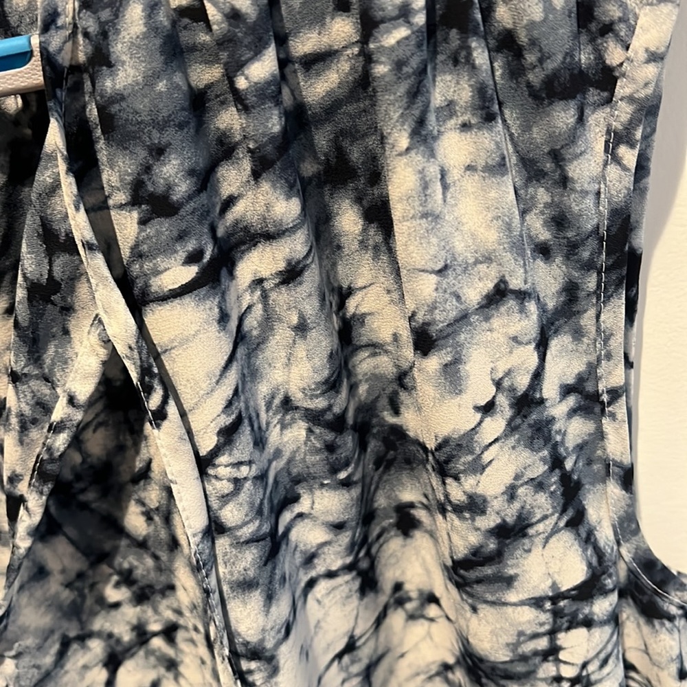 Blouse - Picture 2 of 5